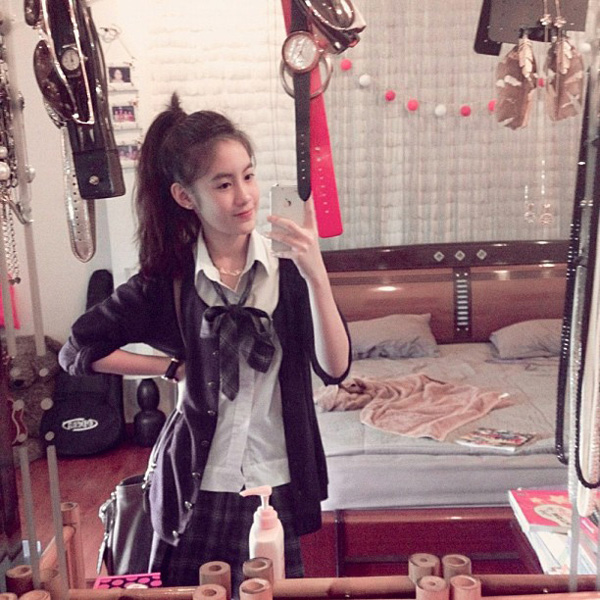 จีจี้ พลอยไพลิน จีจี้ พลอยไพลิน