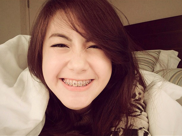 จีจี้ พลอยไพลิน จีจี้ พลอยไพลิน