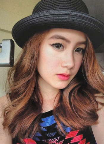 จีจี้ พลอยไพลิน จีจี้ พลอยไพลิน