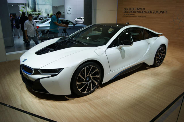 BMW i8