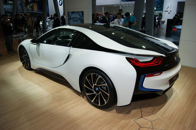 BMW i8