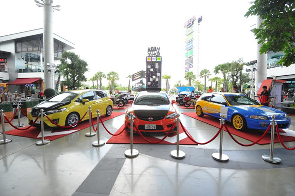 MEGA Auto Show 2014