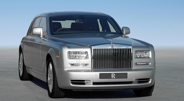 Rolls Royce suv
