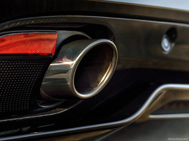 Aston Martin DB9 Carbon