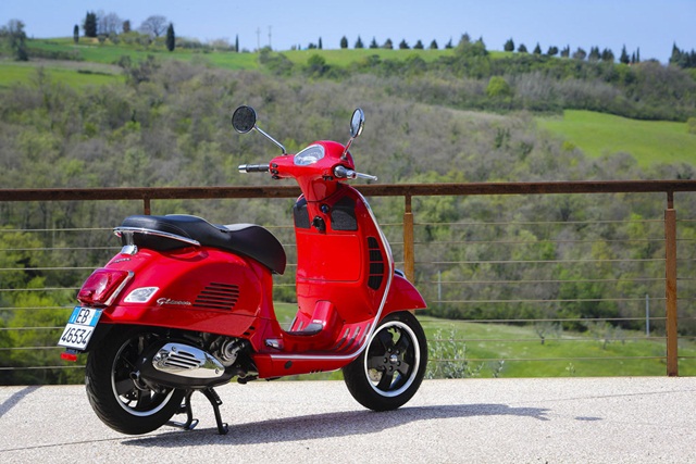 Vespa GTS 300