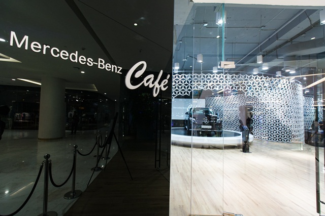Mercedes-Benz Cafe
