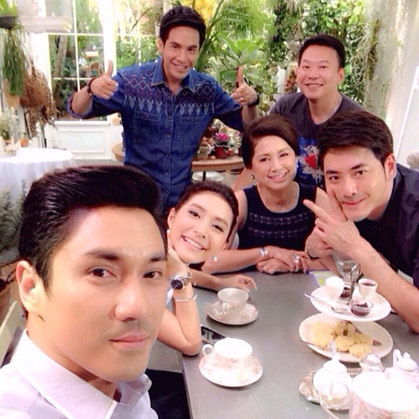 โป๊ป มิว กับภาพคู่สุดหวานชวนจิ้น เบื้องหลังละครรักออกฤทธิ์