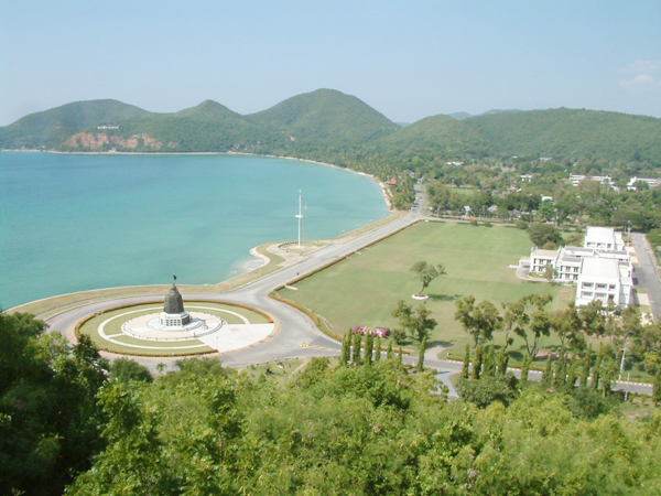 หาดเตยงาม อ่าวนาวิกโยธิน เที่ยวสบาย ๆ ชายทะเลสัตหีบ