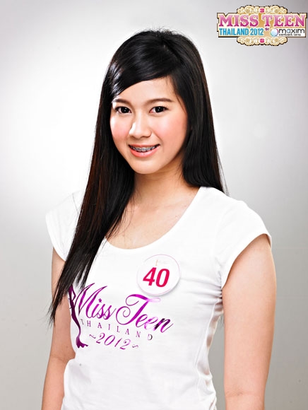เผยโฉม 50 สาววัยใส เวทีมิสทีนไทยแลนด์ 2012