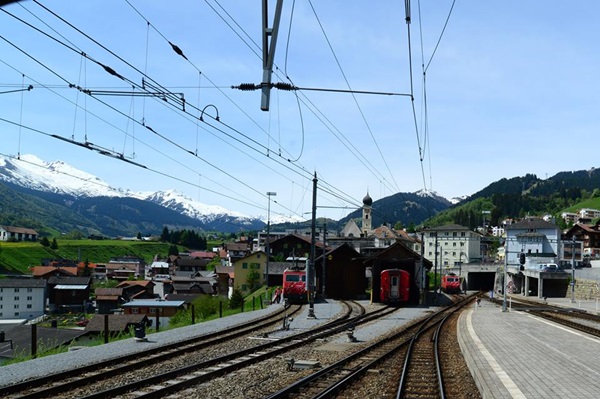 ไปนั่ง Glacier Express รถด่วนขบวนที่ช้าที่สุดในโลกกัน ไปนั่ง Glacier Express รถด่วนขบวนที่ช้าที่สุดในโลกกัน