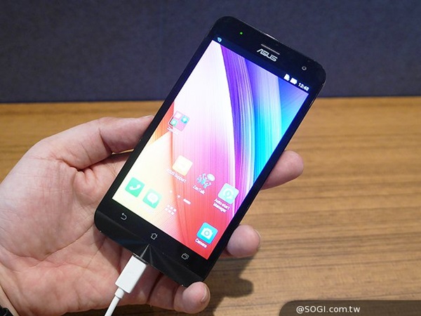 ASUS Zenfone 2