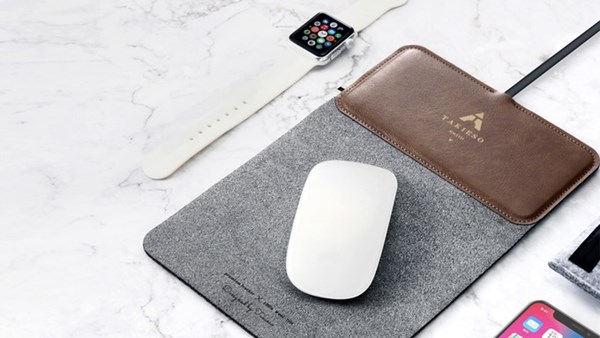 MousePad+ แผ่นรองเม้าส์พร้อมแท่นชาร์จ