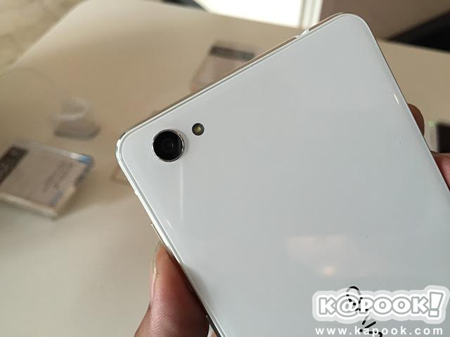 เปิดตัว Vivo X5 Pro 