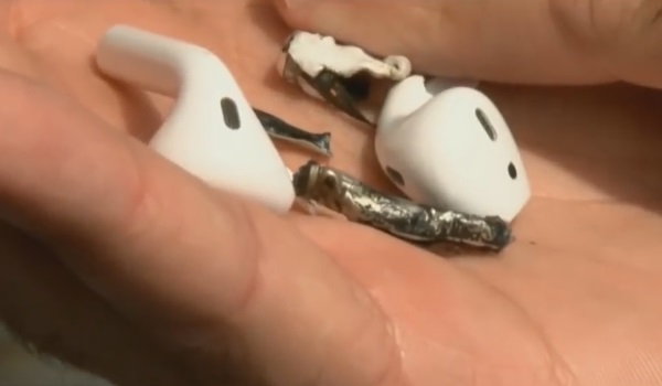 AirPods ไหม้