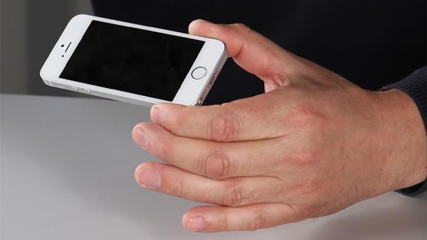 แปลงร่าง iPhone SE ให้เป็น iPhone 6s