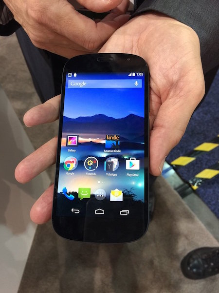 YotaPhone 2 