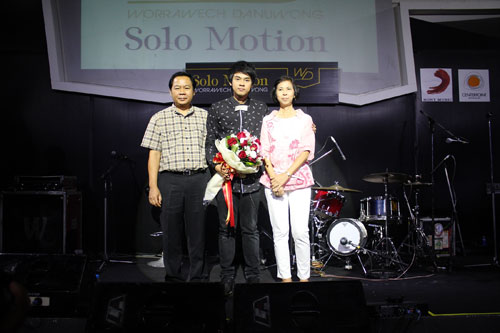 แดน แถลงข่าวเปิดอัลบั้ม Solo Motion