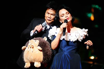 ศรีไศล สุชาตวุฒิ รักข้ามขอบฟ้า Live in Concert ครั้งที่ 2