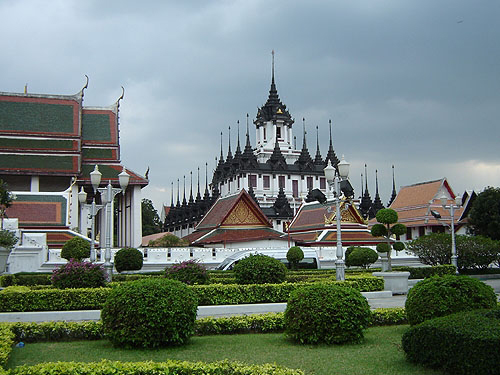 โลหะปราสาท