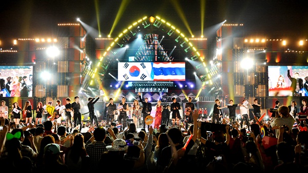 korean music wave in bangkok 2012