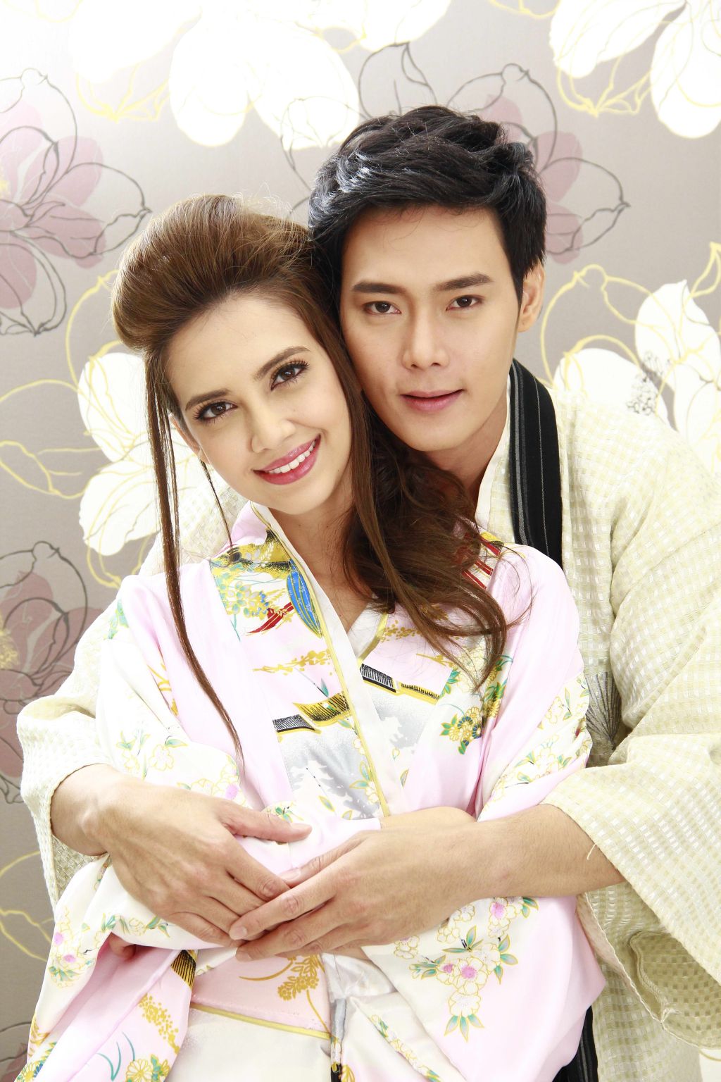 ต๊ะ วริษฐ์ - ซาร่า เล็กซ์