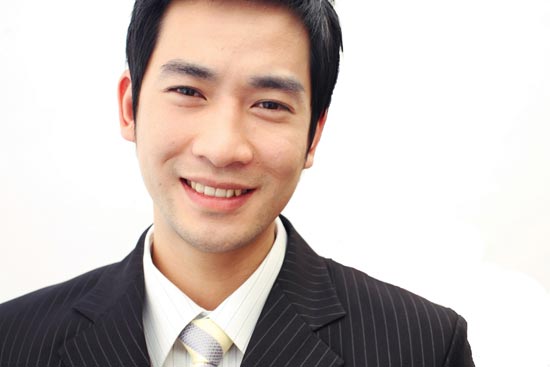 เคล็ดลับการแต่งตัวไปสัมภาษณ์งานที่หนุ่ม ๆ ควรทราบ