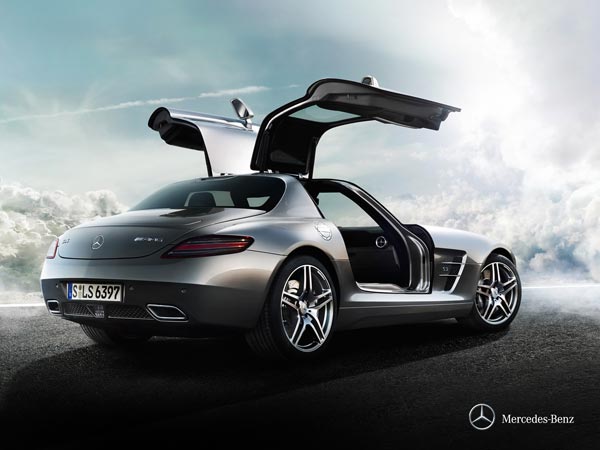 Mercedes Benz SLS AMG