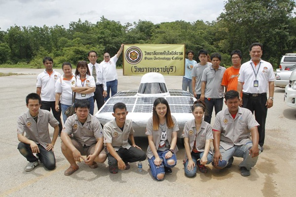 แข่งขันรถยนต์พลังงานแสงอาทิตย์