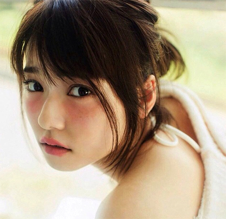 ปัดแก้มใต้ตาแบบสาวญี่ปุ่น