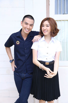 เจมส์-ดาร์ลิ่ง 
