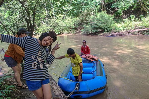 เที่ยวหน้าฝนมุ่งสู่น้ำตกทีลอซู