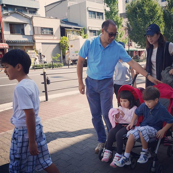แหม่ม คัทลียา พาลูก ๆ เที่ยวญี่ปุ่น