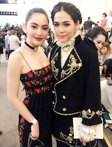 ชมพู่ อารยา ใหม่ ดาวิกา ชมแฟชั่นโชว์ในงาน Haute Couture Fashion Week Fall/Winter 2015,