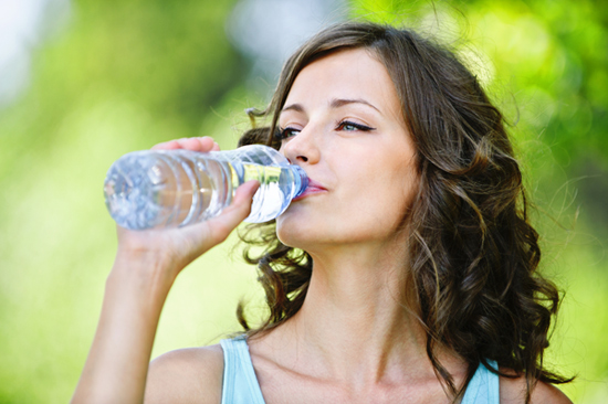 การดื่มน้ำเพื่อสุขภาพ