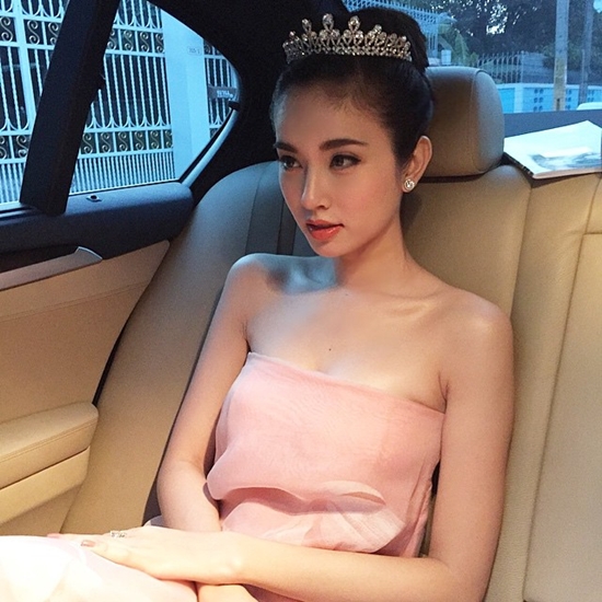  15 พี่น้องดาราหน้าตาดียกบ้าน สวยหล่อดูดี งานนี้มีเกิด !