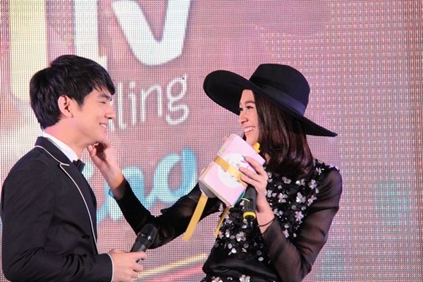 ชมภาพ ปาร์ตี้เลี้ยงส่ง 