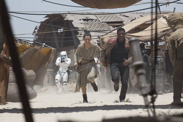 10 เรื่องน่ารู้ก่อนดู Star Wars : The Force Awakens