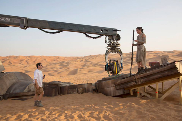 10 เรื่องน่ารู้ก่อนดู Star Wars : The Force Awakens