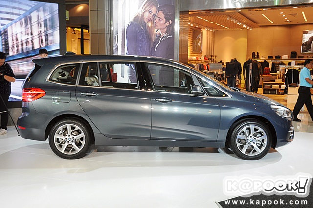 BMW 218i Tourer 2015
