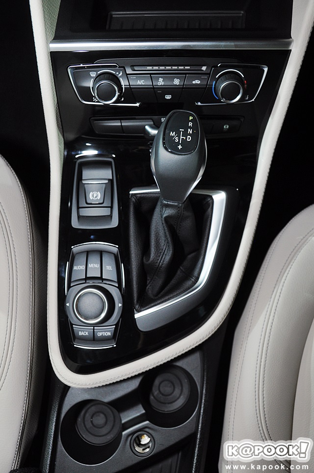 BMW 218i Tourer 2015