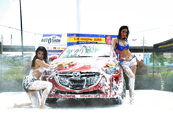 พริตตี้ล้างรถ Fast Auto Show 2015