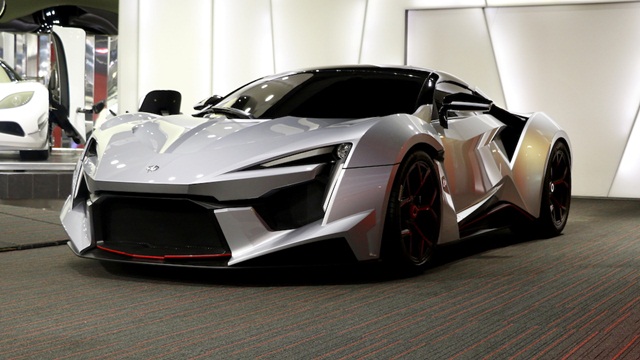 Fenyr SuperSport 2016