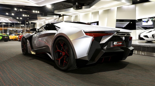 Fenyr SuperSport 2016