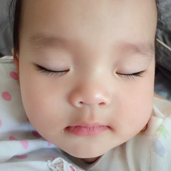  น้องปีใหม่ ลูกสาว แอฟ ทักษอร 