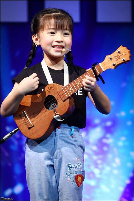 ภาพปัจจุบัน น้องเกล อูคูเลเล่ โตเป็นสาวแล้ว โซคิวท์มาก ๆ
