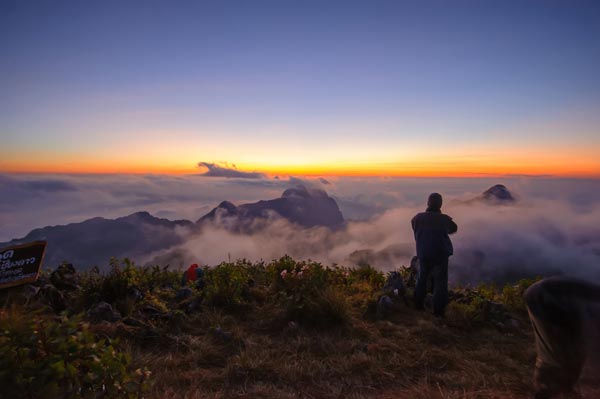 ดอยสูงในประเทศไทย ฟิตร่างกายให้พร้อมแล้วไปพิชิตกัน