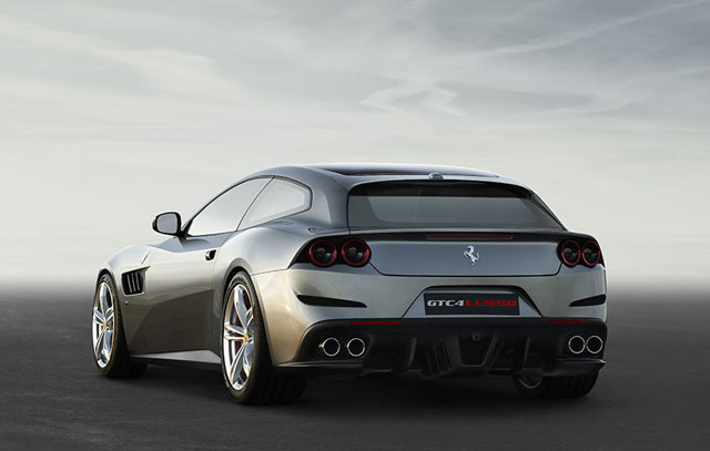 Ferrari GTC4 Lusso 2016