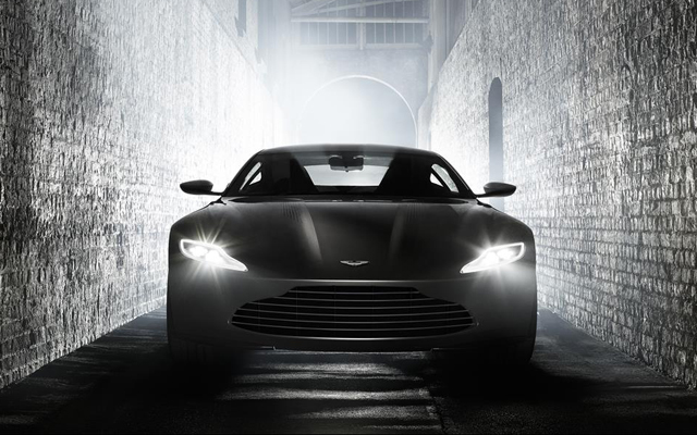 Aston Martin DB10