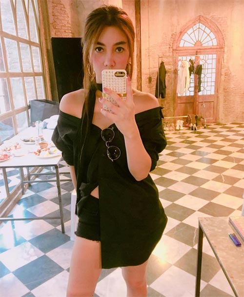 เสื้อเชิ้ตเปิดไหล่ เสื้อเชิ้ตเปิดไหล่