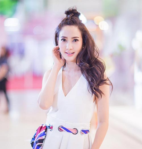 มัดจุกครึ่งหัว มัดจุกครึ่งหัว